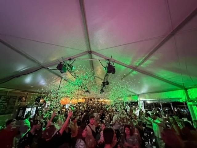 Alès plage - Restaurant Fetes ales plage.jpg